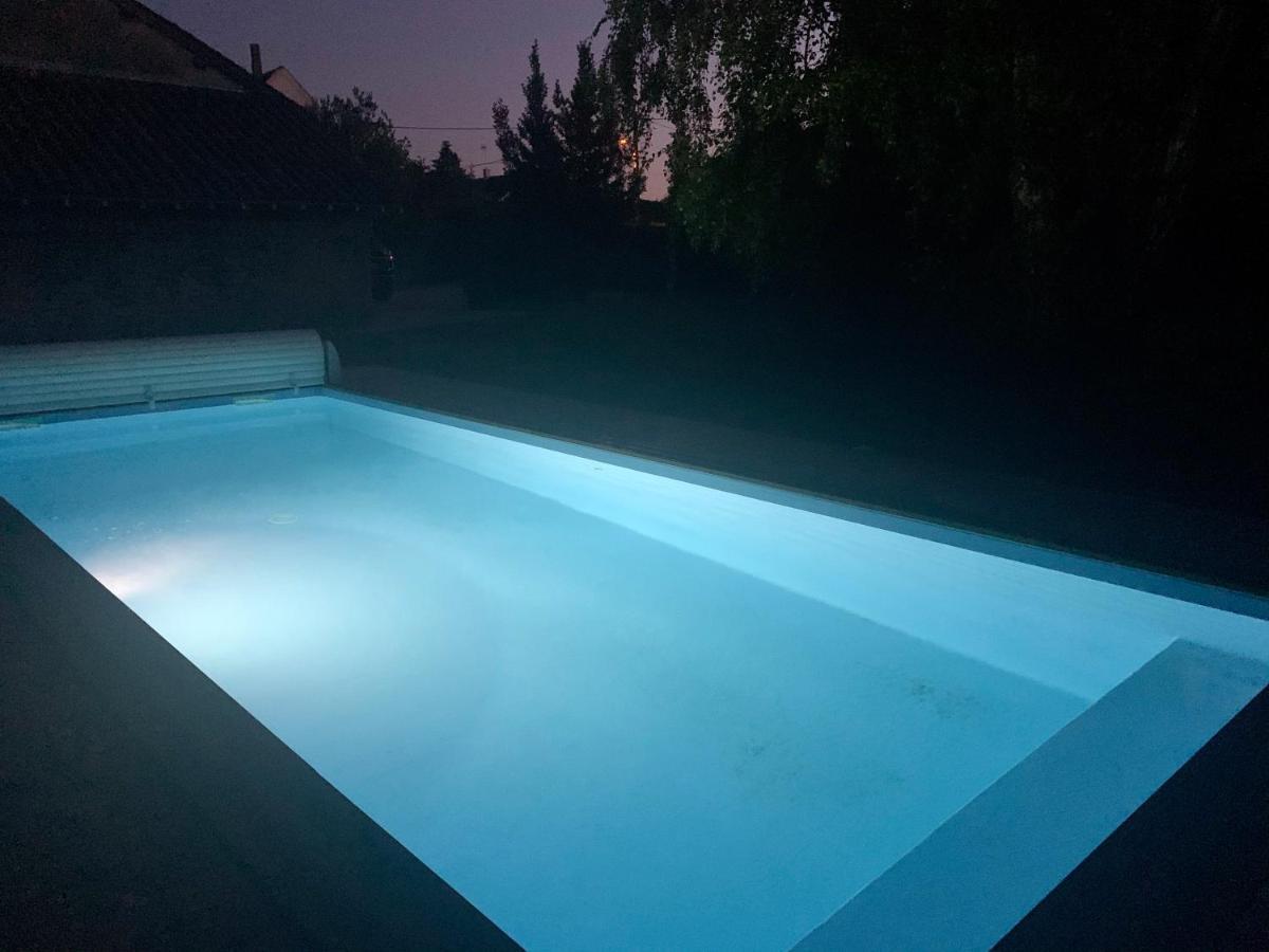 La Fontenelle - Lovely Holiday House With Swimming Pool Cuisery Екстер'єр фото